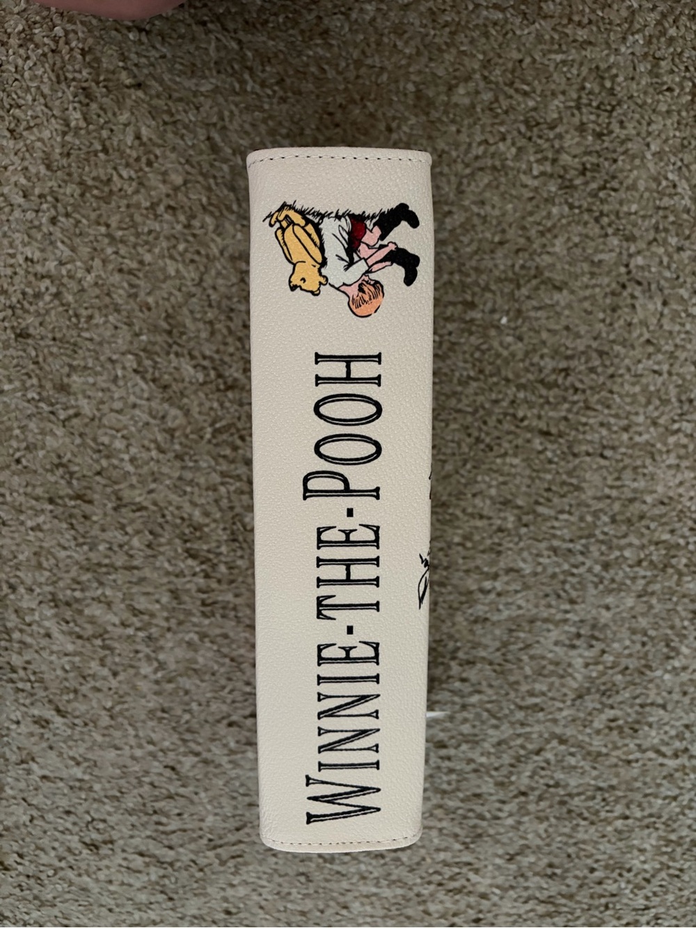 Winnie the Pooh Cream Book Purse with Red Balloon New Without Tags - Picture 6 of 6